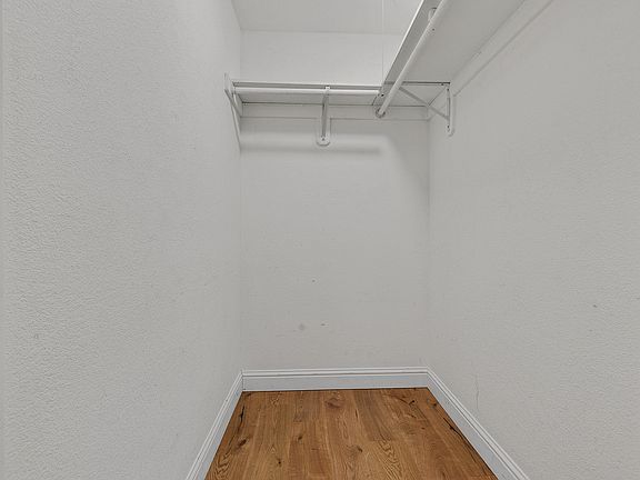 5th image of 417 Milton Ave #A