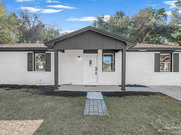 4th image of 1211 El Paso Cir