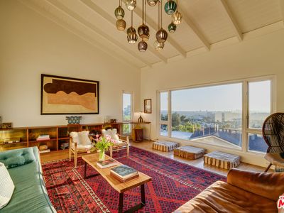 1816 Hollyvista Ave, Los Angeles, CA, 90027