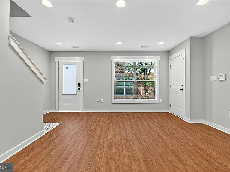 22463 Verde Gate Ter — Photo 4