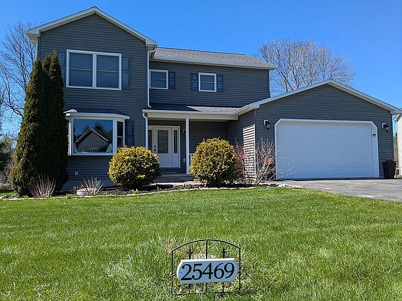 2nd image of 25469 Huntley Ln