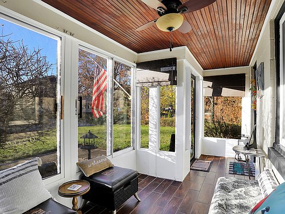 3rd image of 6039 Kingsley Dr
