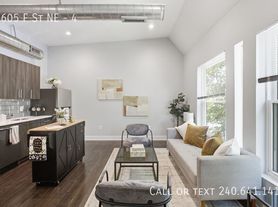 1605 F St NE, Washington, DC