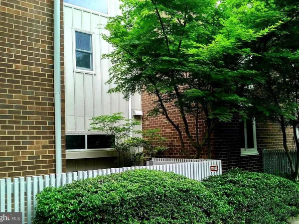 11408 Links Dr, Reston, VA 20190