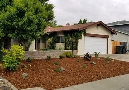 2nd image of 814 Bluebill Way