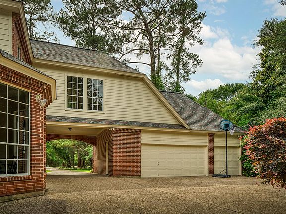 5th image of 22218 Holly Lakes Dr