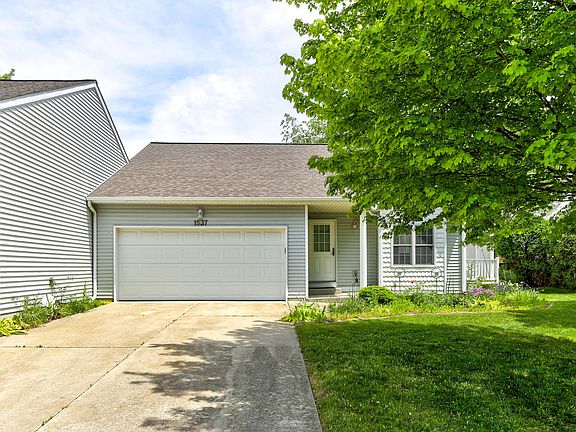 3rd image of 1537 Beechwood Ct
