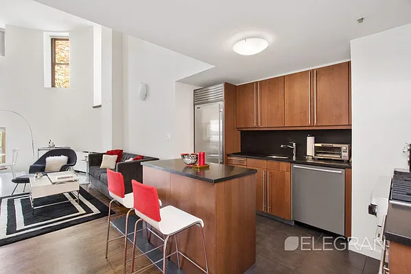 Rented by (Legacy) Elegran | media 10