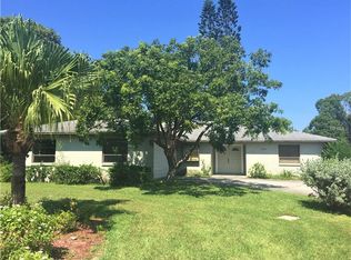 5707 Firestone Ct, Sarasota, FL 34238
