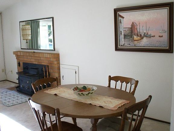 4th image of 1910 Hanover Dr SE