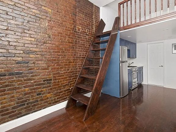 4th image of 217 E 4th St APT 1A