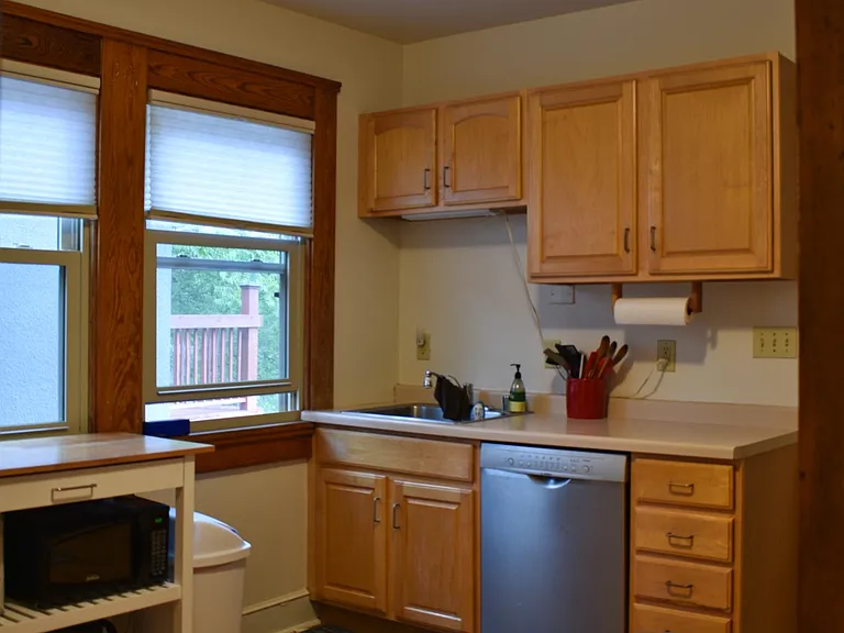 931 Jenifer St #2 — Photo 5