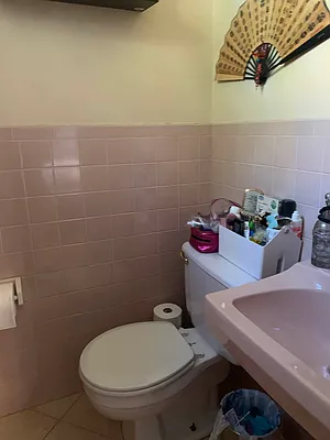 Rented by Voro, LLC | media 34