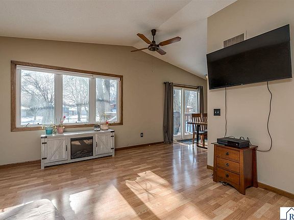 3rd image of 1529 Peggy Ln