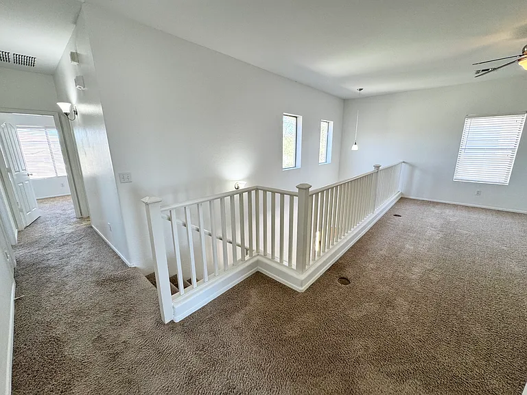 27989 N Muscovite Dr — Photo 17
