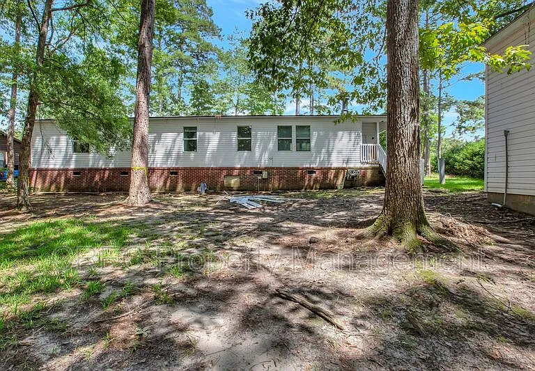 405 Vine St — Photo 25