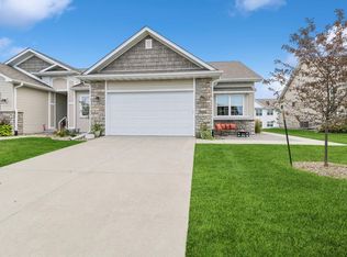 2808 Roxboro Dr, Ames, IA 50010