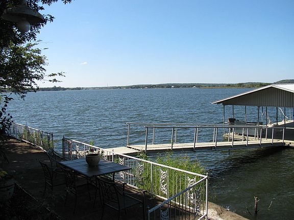 4th image of 310 County Road 565