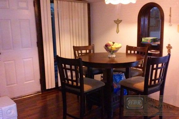 3rd image of 2509 S Palm Court Dr