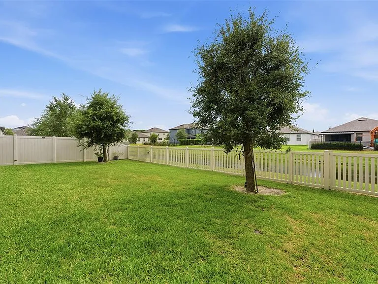 1840 Napoli Dr — Photo 48