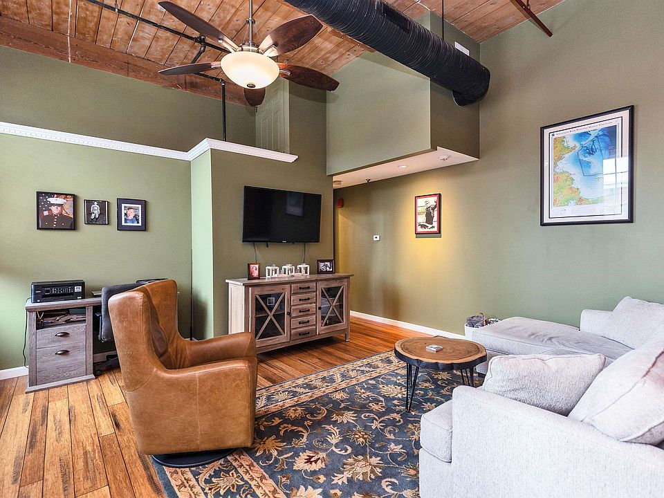 1st image of 470 Silver Street #413