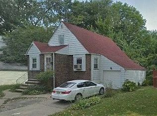 691 River Rd, Teaneck, NJ 07666