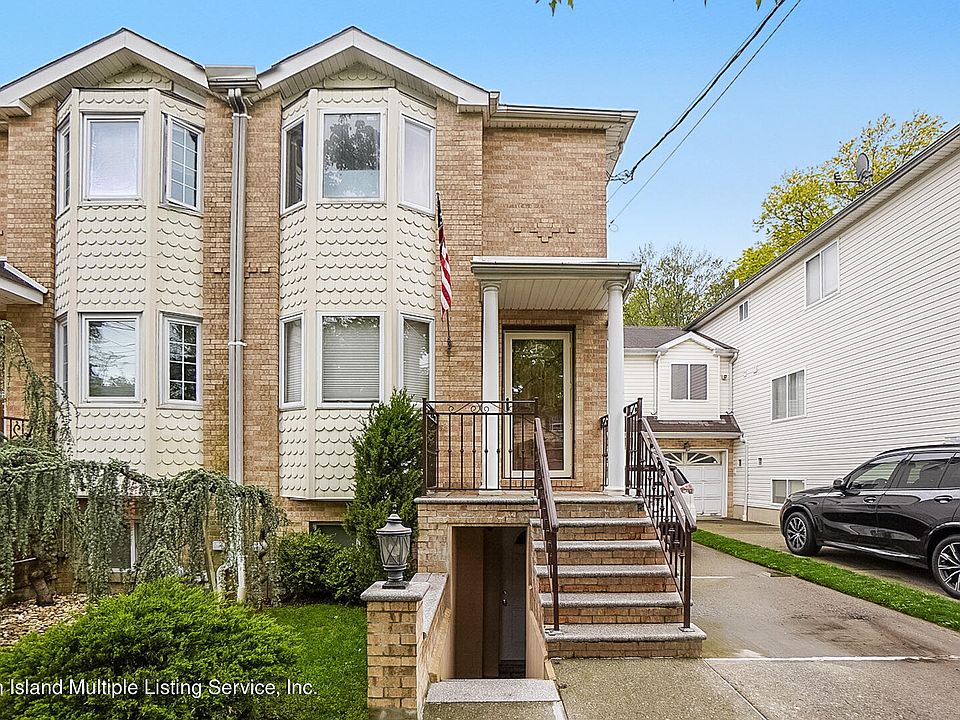 1st image of 194 Woodvale Ave