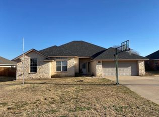 611 Newlin Ln, Granbury, TX 76048