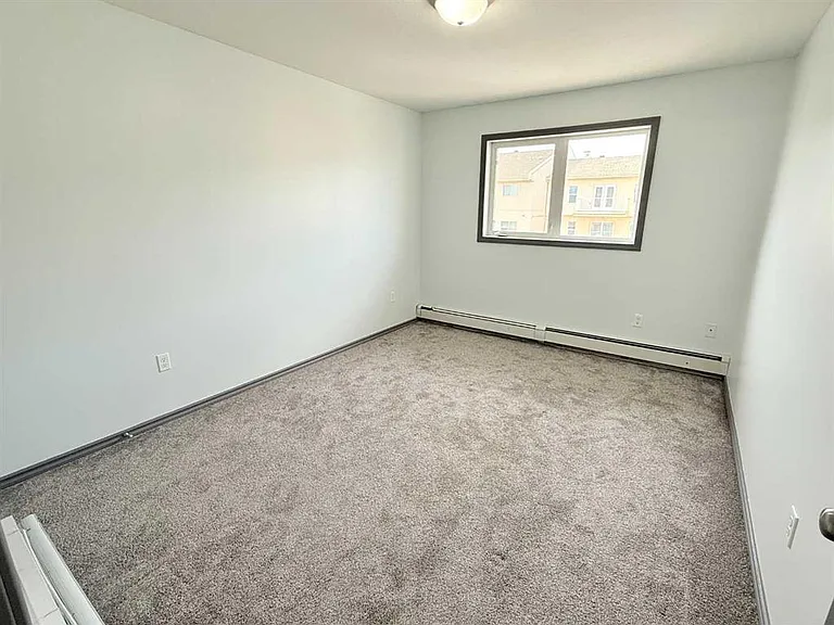 6608 42nd St #306A — Photo 13
