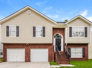 1558 Blossom Dr, Atlanta, GA 30349