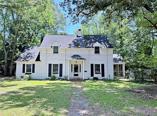 121 Magnolia Ave, Fayetteville, NC 28305