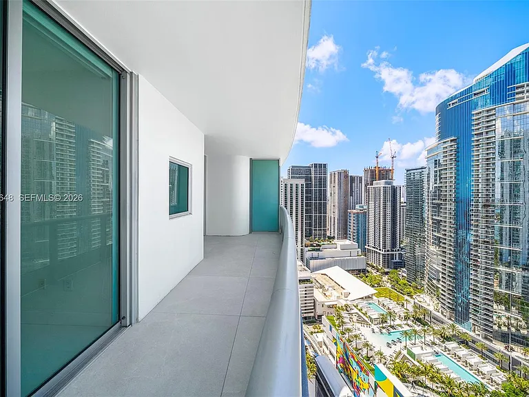 900 Biscayne Blvd #4202 — Photo 57