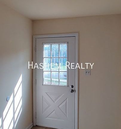 4th image of 14800 Cherrydale Dr