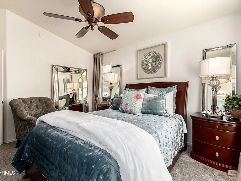 2250 E Deer Valley Rd #15 — Photo 14