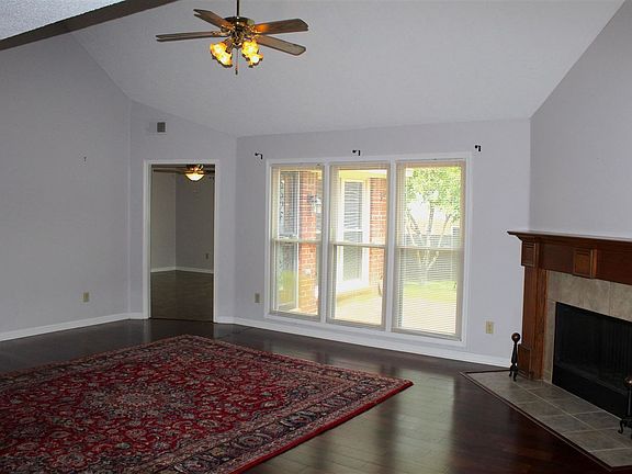 4th image of 7520 Cordova Club Dr