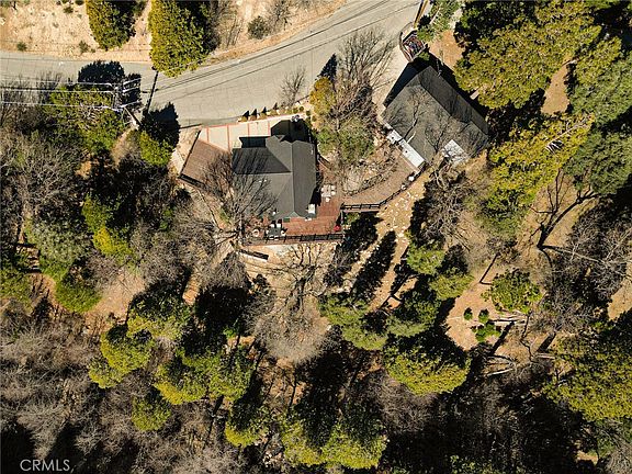 2nd image of 915 Trinity Dr