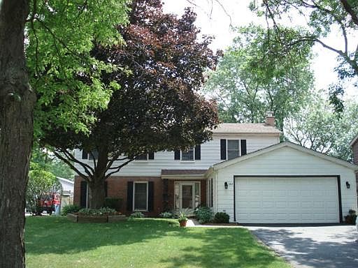 1st image of 1047 S Apple Ln