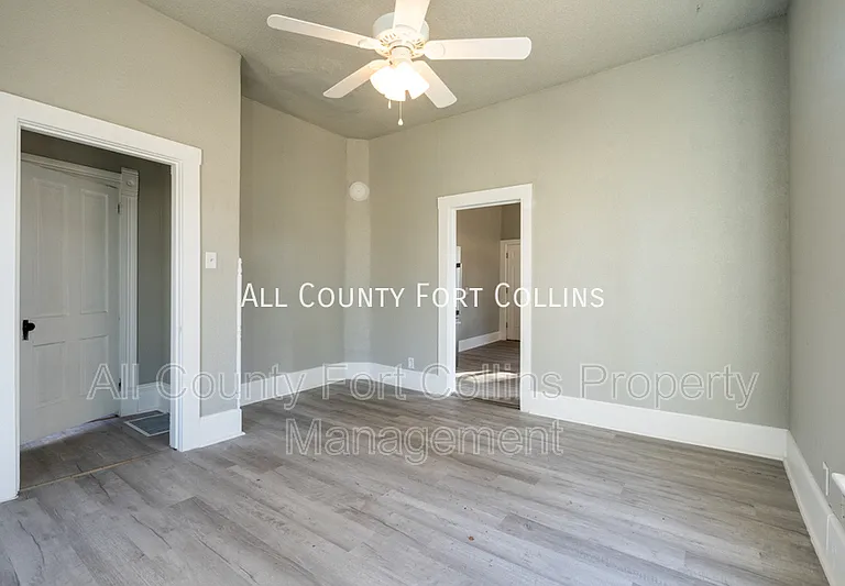 417 E Mulberry St — Photo 8