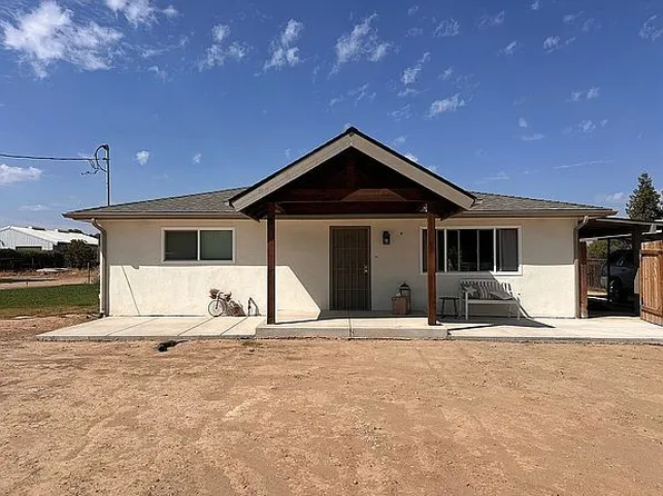 7553 N De Wolf Ave, Clovis, CA 93619