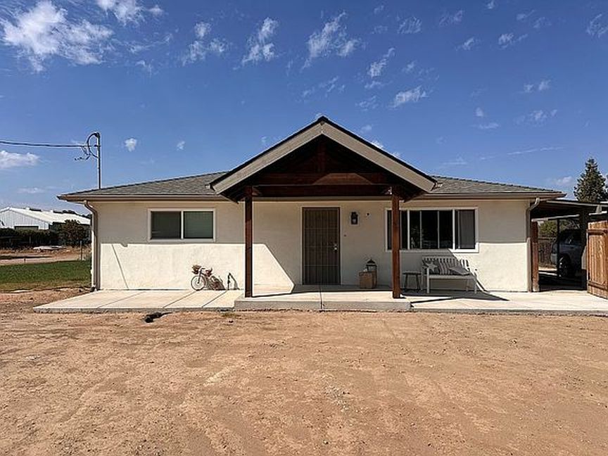 7553 N De Wolf Ave - Property Image