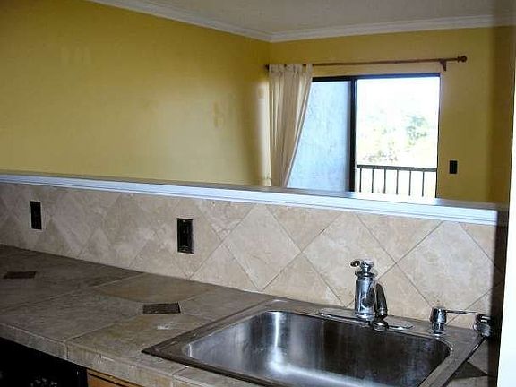 3rd image of 31 Andalusia Ct
