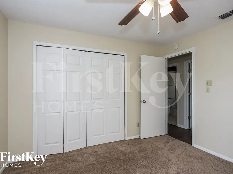 9923 57th Way N — Photo 10