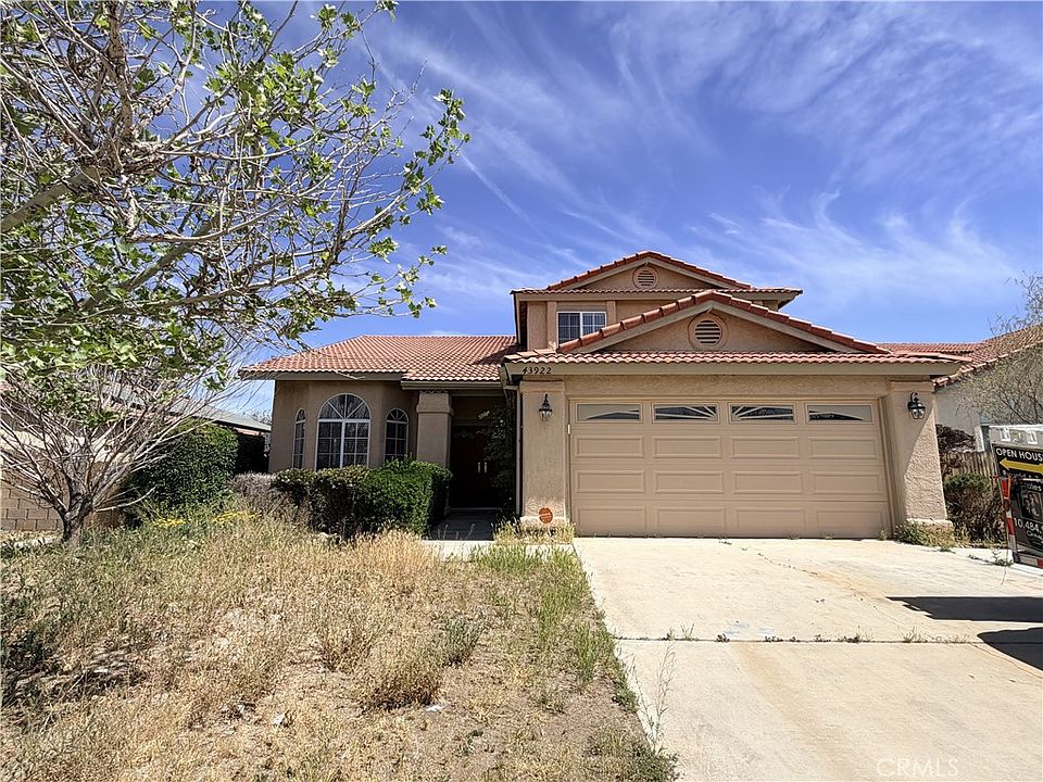 1st image of 43922 Fallon Dr