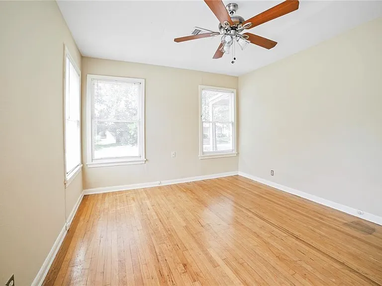 310 Franklin Blvd — Photo 8