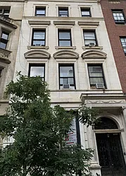 11 East 78th Street in Lenox Hill