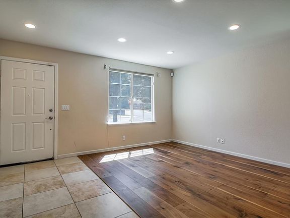 5th image of 2642 Merganser Ct