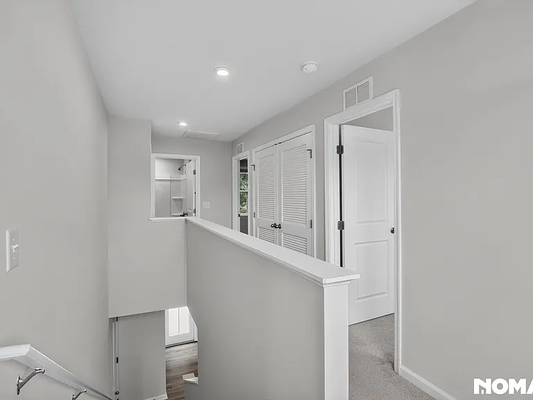 200 Harvest Hill Ln — Photo 18