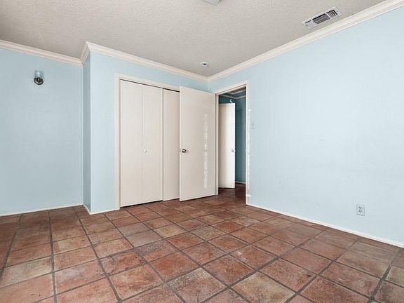 4th image of 418 Delgado St