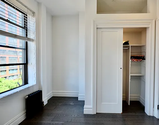 Rented by Triplemint | media 9