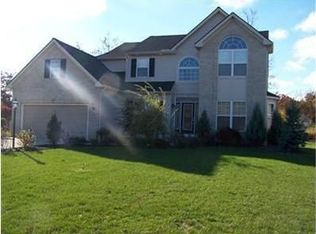 4880 Deer Run Dr, Lorain, OH 44053